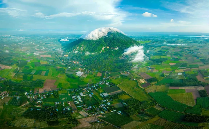 NÚI BÀ ĐEN 9